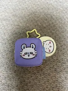 ちいかわ カラビナつき刺繍スクエアミニポーチ モモンガ