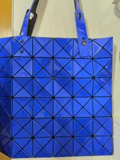 BAO BAO ISSEY MIYAKE トートバッグ ブルーのサムネイル