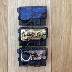 仮面ライダー　ガチャ　3個