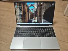 薄型ノートパソコン 軽量 Windows11 搭載 シルバー 訳ありのサムネイル