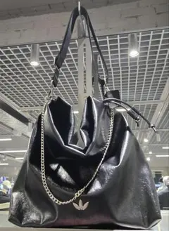 新品 L adidas ファッション ショルダーバッグ ブラック 黒 正規品