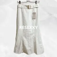 a1373 リゼクシー　バックルマーメイドスカート　ハイウエスト　美シルエットのサムネイル
