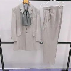 ★4302★ 新郎用 フォーマルスーツ 4点セット 結婚式 タイ付き