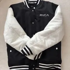 RVCA スタジャン ナイロンジャケット ブラック ホワイト Mサイズのサムネイル