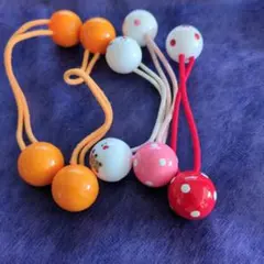 カラフルポンポンヘアゴム
