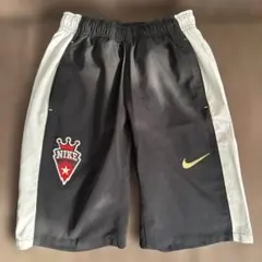 Item thumbnail for item 7d9e61fe-22e4-4fe3-a909-cba3f9f76788