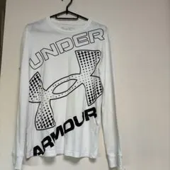 UNDER ARMOUR ロンT