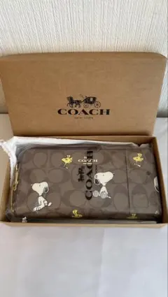 未使用未開封保存袋カード付きコーチCOACH スヌーピー 長財布