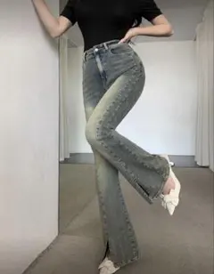 SHEIN スリット入りフレアデニムパンツのサムネイル