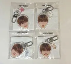 treasure 喜怒哀楽 カプセルトイ　顔アクキー アサヒ