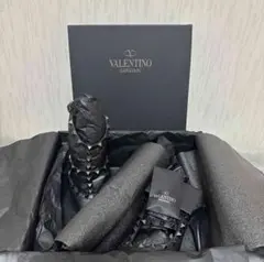 VALENTINO ロックスタッズ ブラック レザー ヴァレンティノ パンプスのサムネイル