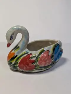 ポーリッシュポタリ-「切れ長目のスワン」 ＶＥＮＡ社