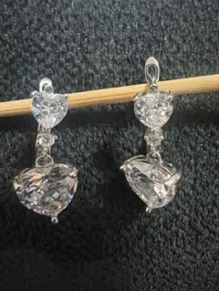 Item thumbnail for item 72f6029a-a57b-4bee-9777-ef1a80fadf6b