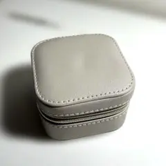 3COINS スクエアアクセサリーケース