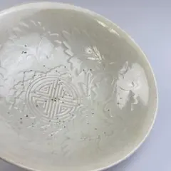 中国美術 青磁 花口大鉢 花卉文 青瓷 古陶磁 飾鉢 中国美術 青磁 花口大鉢 花卉文 青瓷 古陶磁 飾鉢 - メルカリ