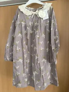 テータテート　花柄レース襟付き長袖ワンピース　グレージュ　新品　120サイズ