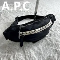 A.P.C/アーペーセー ボディバッグ ウエストポーチ ブラックのサムネイル