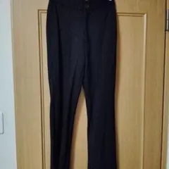 ミラオーウェン　センタープレス スリット入りパンツ ブラック