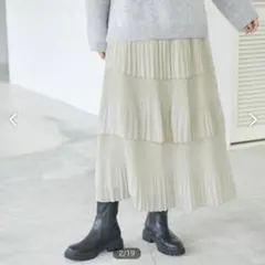 ROPE’ ロペ ティアードプリーツスカート 36 S ライトグレーのサムネイル