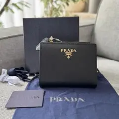 新品同様 PRADA プラダ サフィアーノ メタル 二つ折り財布 IDポケット付