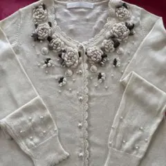 ピンクハウスお花モチーフパール付きカーディガン