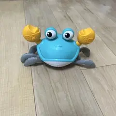 動くカニのおもちゃ