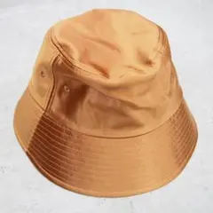 TAARA-バケットハット サテンブラウン-未使用品 フリーサイズ - メルカリ