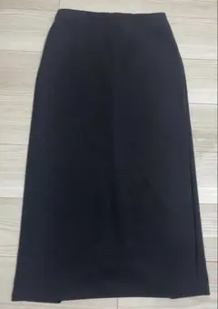 UNIQLO ブラック タイトスカート Mサイズのサムネイル
