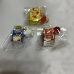 Lipton未開封リプトンミニチュアチャーム⭐︎匿名発送アップル、ミルクティー