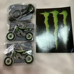 Monster Energy バイクキーホルダー3個セットステッカ ４点セットのサムネイル