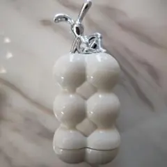 Item thumbnail for item 8590062b-1040-461f-950d-a8b65393c9b6