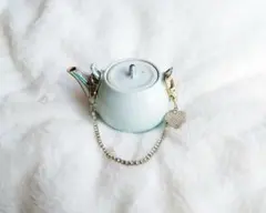 Item thumbnail for item 9fed0ac2-fc4f-41ca-aa57-51dd8a64247e