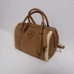 超希少 Tory Burch タッセル付きショルダーバッグ ブラウン