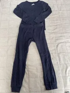 ネイビー ドット柄 パジャマ　4歳