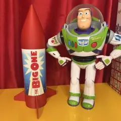 トイストーリー シド BIG ONE ロケット レプリカ 原寸大 - メルカリ