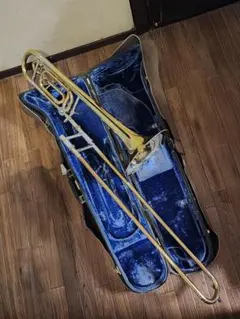 Item thumbnail for item 6e6aeff4-c61c-4d3c-9d9d-35c7dd62435f