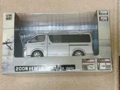 未使用 DISM 1/24 200系ハイエース スーパーGL 2004年式 Amazon | 1/24 DISM ハイエース スーパーGL ミニカー 200系 2004