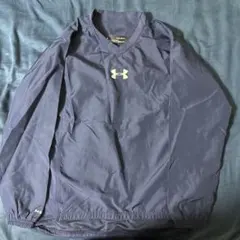Under Armour ネイビー Vネック ジャケット 150