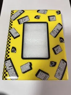 treasure 3周年　トレカホルダー　グッズ