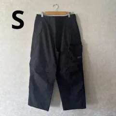 ユーティリティパンツ