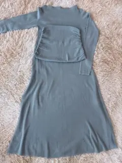 Mila Owen ロングワンピース（ギャザー付き）