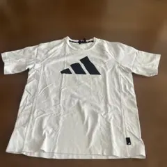 アディダス ホワイト Tシャツ