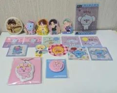 TinyTANE缶バッジ・シールBT21シール・缶バッジ・キーホルダー・チャーム