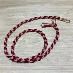 ハンドメイド スマホショルダーストラップ 編み込み ピンク ボルドー 80cm