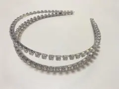 【お値下げ】Love Tiara クリスタルカチューシャ　ピアス　2点セット