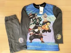 新品タグ付き　鬼滅の刃 長袖パジャマセット