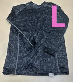 トップス　　ヒートテック　　シャツ