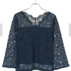 earth　フレアスリーブレースプルオーバー