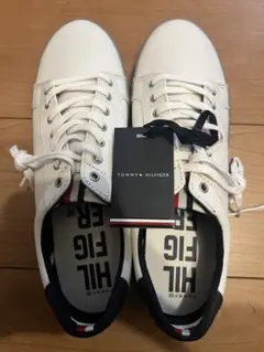 TOMMY HILFIGER スニーカー ホワイトのサムネイル