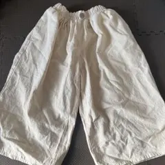 クリーム色のウエストゴムワイドパンツ